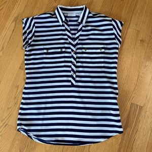 XS New York and company blue and white shirt